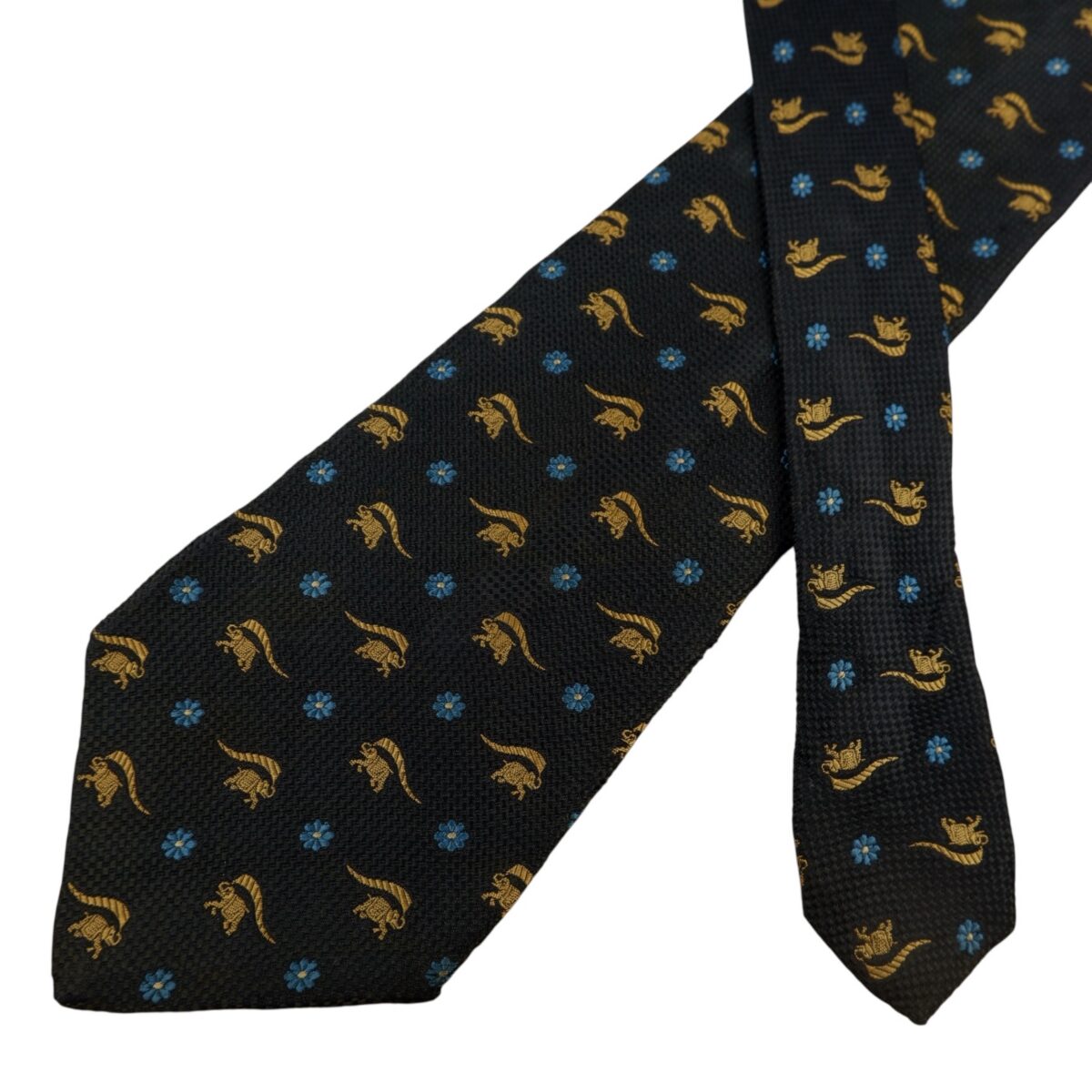 a14709 2 Salvatore Ferragamo Tie Silk Black Bagde Pattern Italy (US Import Tax Included) มุมที่ 2