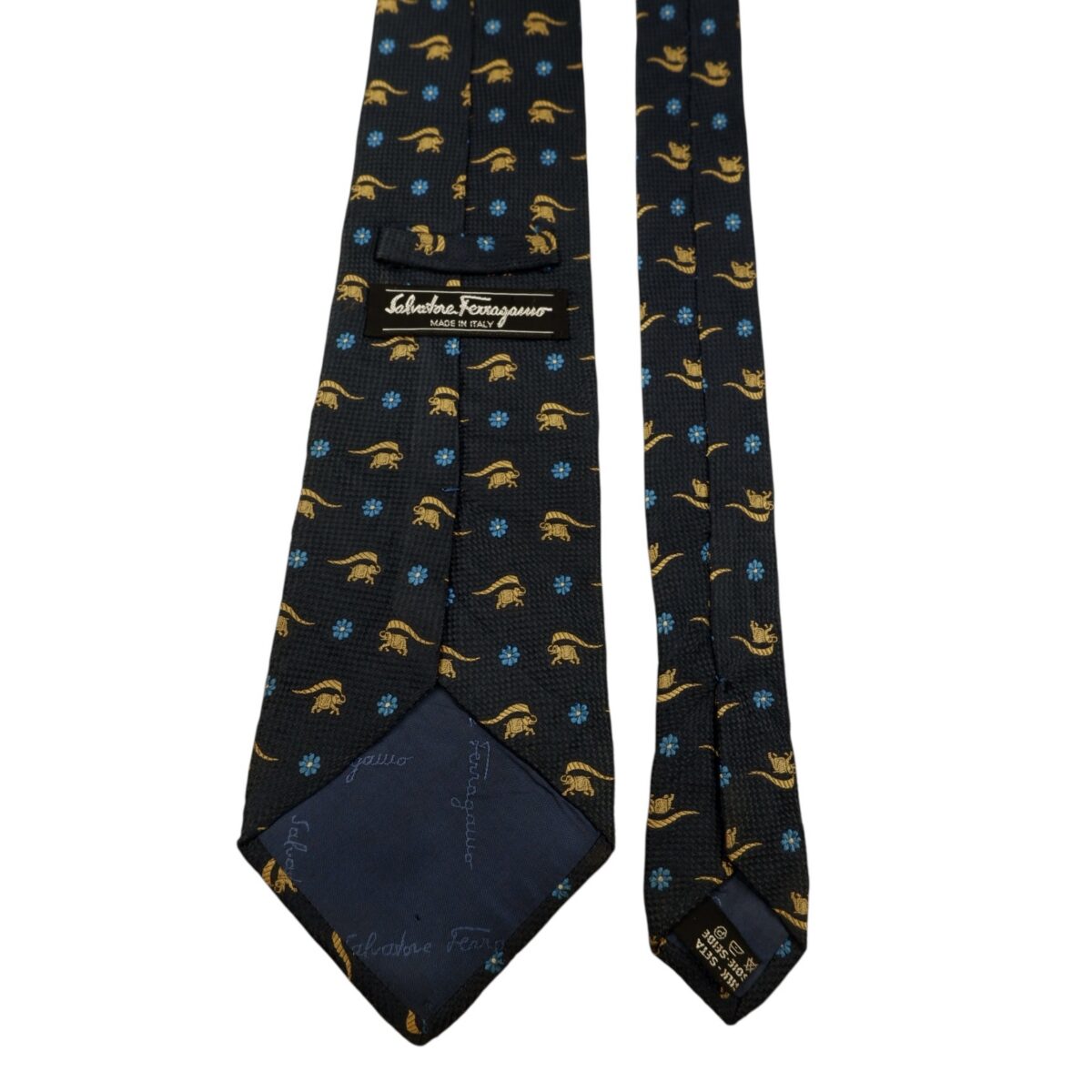 a14709 4 Salvatore Ferragamo Tie Silk Black Bagde Pattern Italy (US Import Tax Included) มุมที่ 4