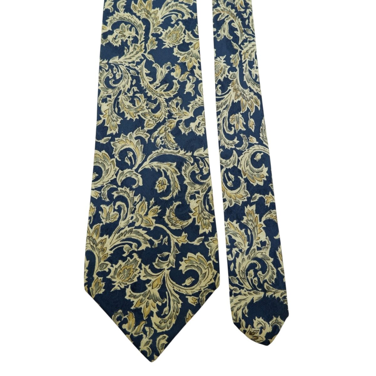 Burberry Tie Silk Navy Grey Vine Japan (US Import Tax Included) | mesabb clothing Burberry Tie Silk Navy Grey Vine Japan (US Import Tax Included) มุมที่ 3