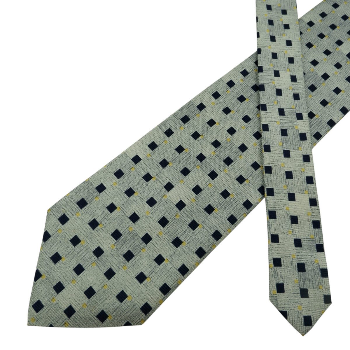a14895 2 Guy Laroche Tie Silk Grey Black Dot Geometric Korea (US Import Tax Included) มุมที่ 2