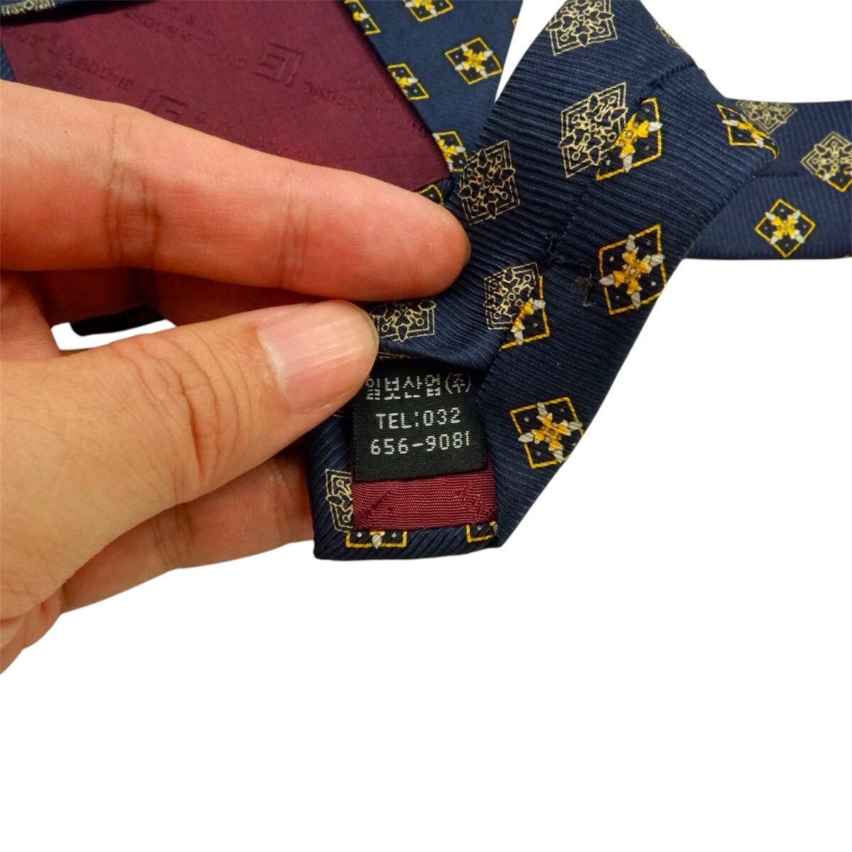 a15349 7 Guy Laroche Tie Silk Navy Geometric Korea (US Import Tax Included) มุมที่ 7