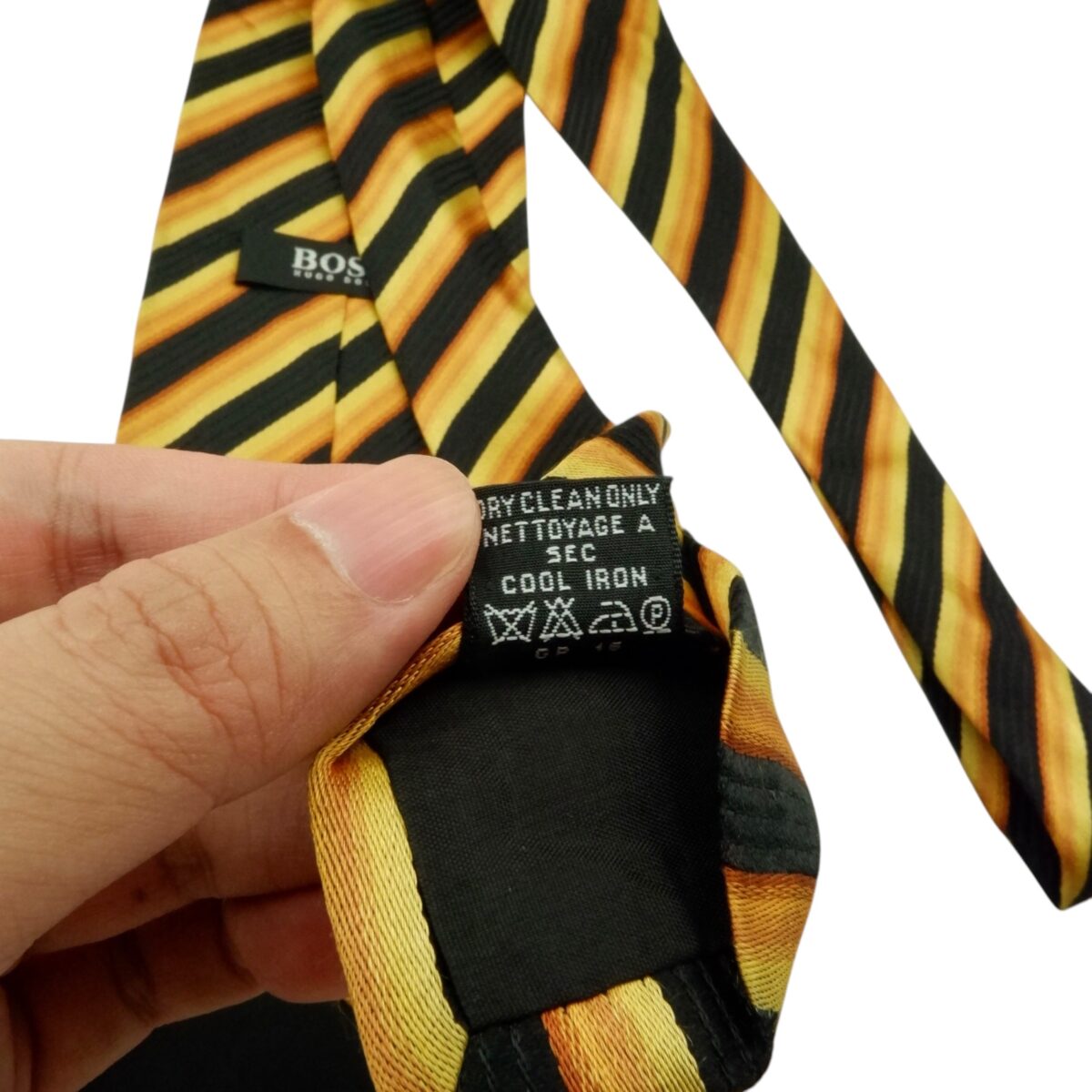 a15560 9 Hugo Boss Tie Silk Black Beige Stripe Italy (US Import Tax Included) มุมที่ 9