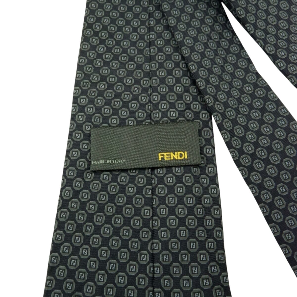 a15585 6 Fendi Tie Silk Black Italy (US Import Tax Included) มุมที่ 6