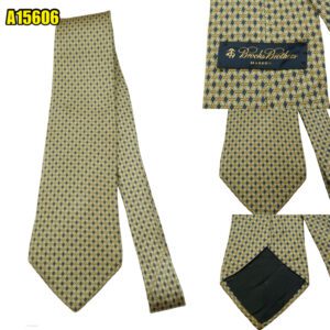 Brooks Brothers Tie Silk Gray Geometric USA (US Import Tax Included) มุมที่ 1