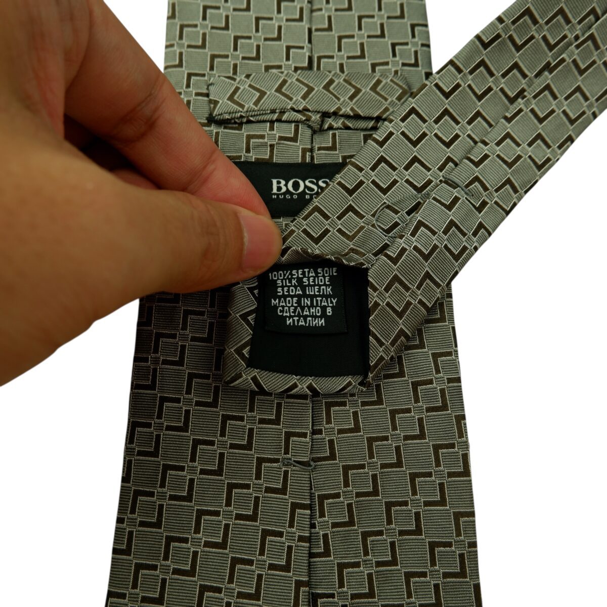 Hugo Boss Tie Silk Grey Geometric Italy (US Import Tax Included) | mesabb clothing Hugo Boss Tie Silk Grey Geometric Italy (US Import Tax Included) มุมที่ 10