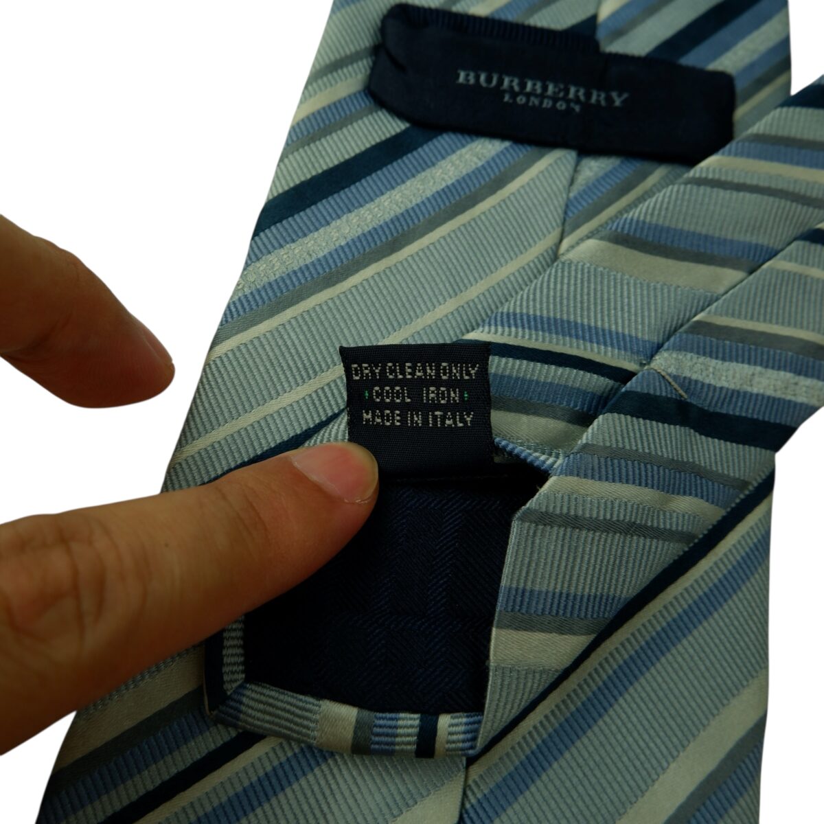 a15642 11 Burberry Tie Silk Light Blue Stripe Italy (US Import Tax Included) มุมที่ 11