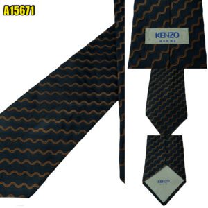 Kenzo Tie Silk Black Stripe Italy (US Import Tax Included) มุมที่ 1