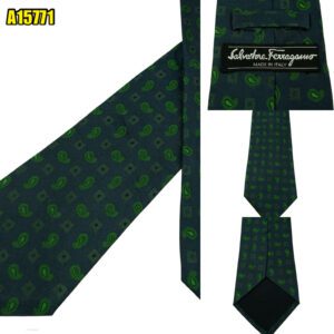 Salvatore Ferragamo Tie Silk Dark Navy Green Paisley Geometric Italy (US Import Tax Included) มุมที่ 1