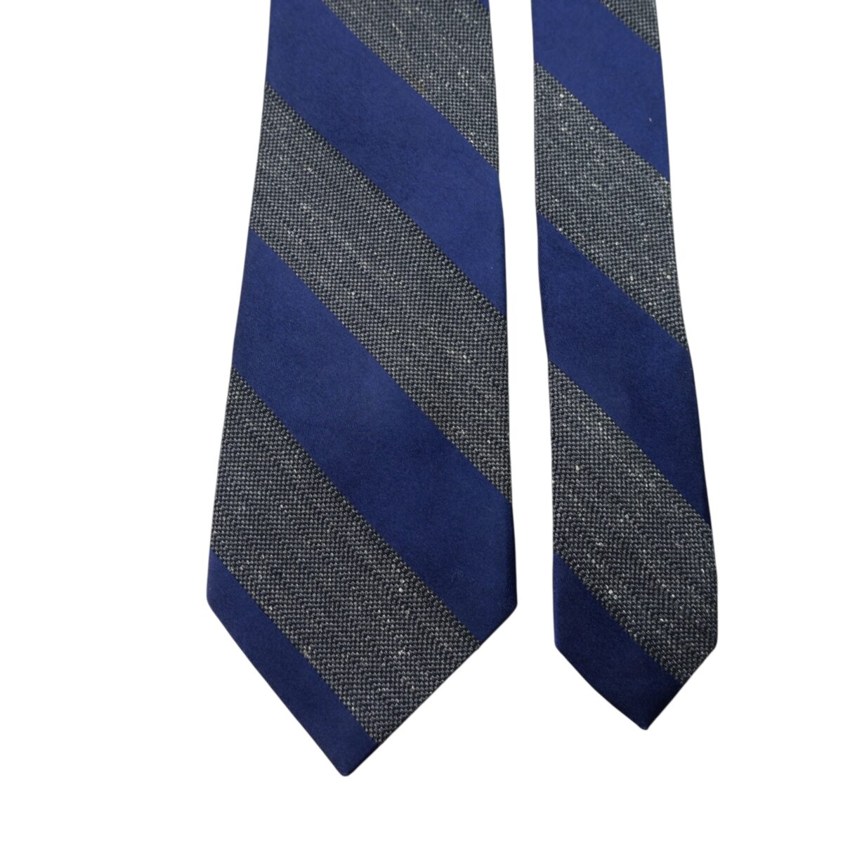 a15972 3 Beams Tie Silk Blue Grey Stripe China (US Import Tax Included) มุมที่ 3