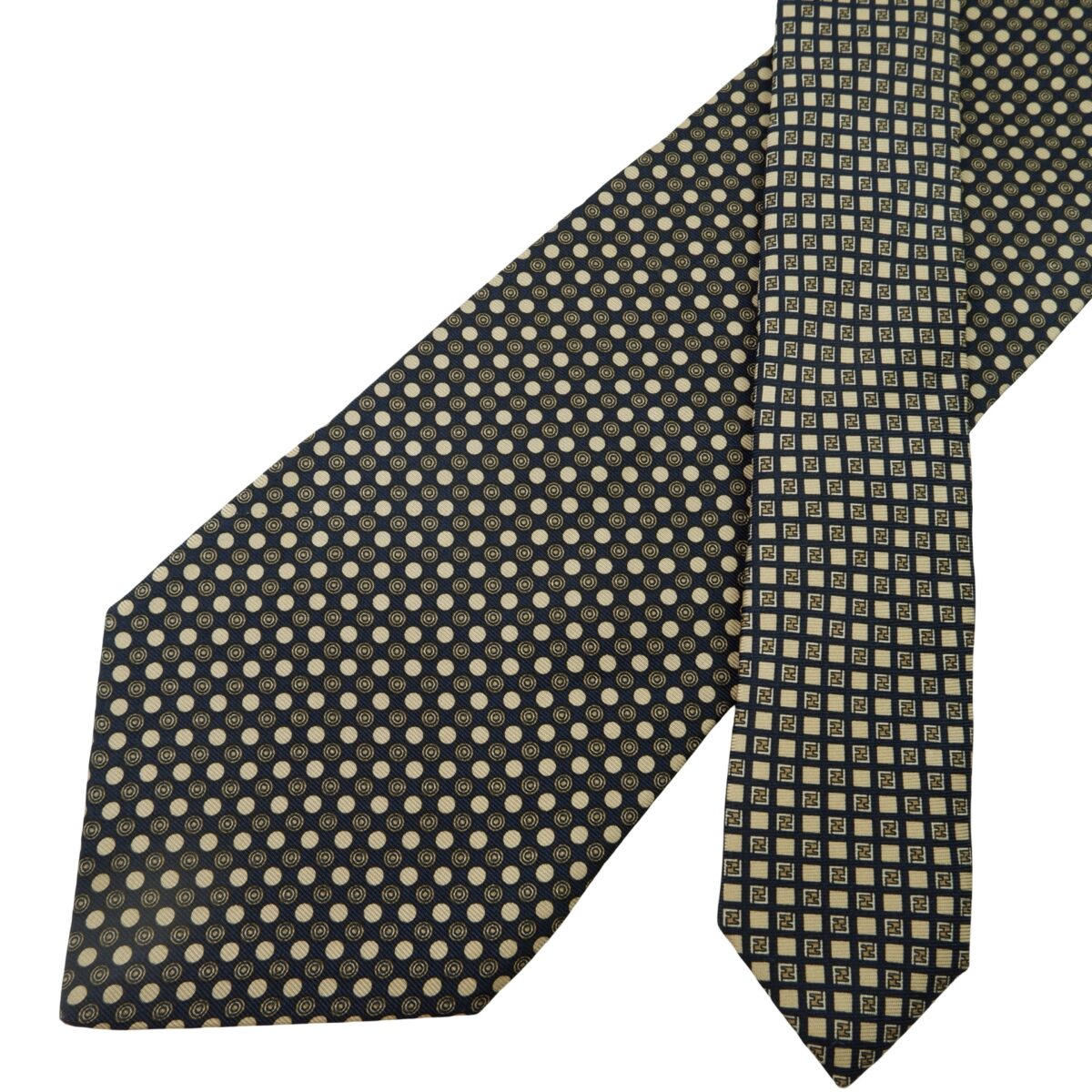 a15992 2 Fendi Tie Silk Black Dot Geometric Italy (US Import Tax Included) มุมที่ 2