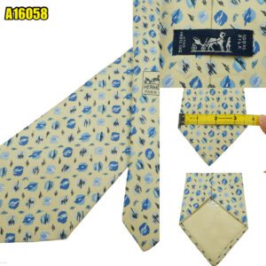 Hermes Tie Silk Yellow Geometric France (US Import Tax Included) มุมที่ 1