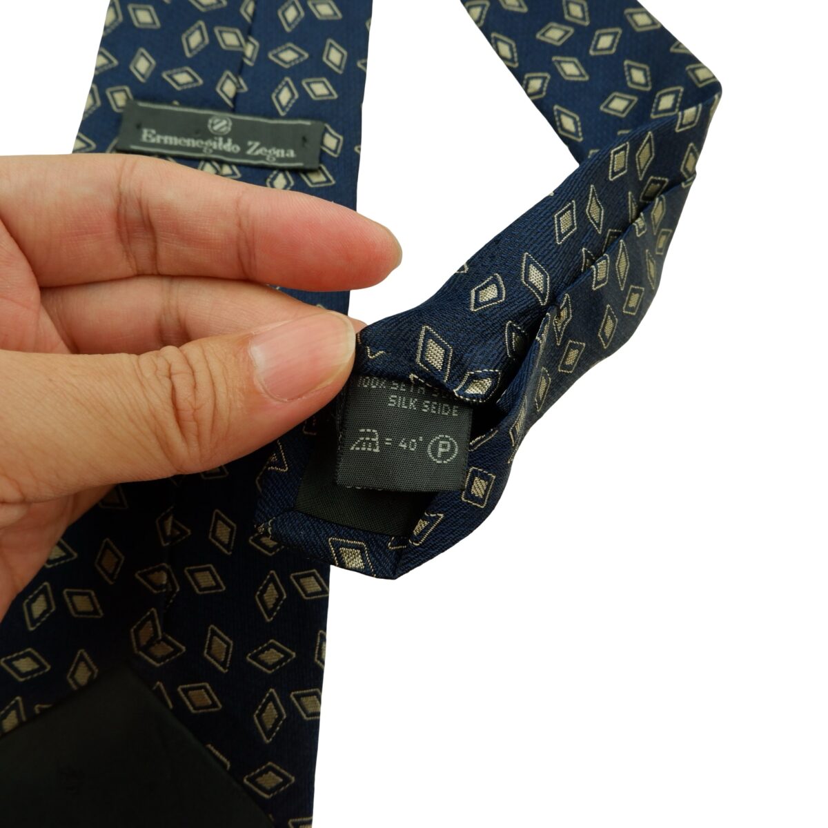 a16104 10 Ermenegildo Zegna Tie Silk Black Geometric Italy (US Import Tax Included) มุมที่ 10