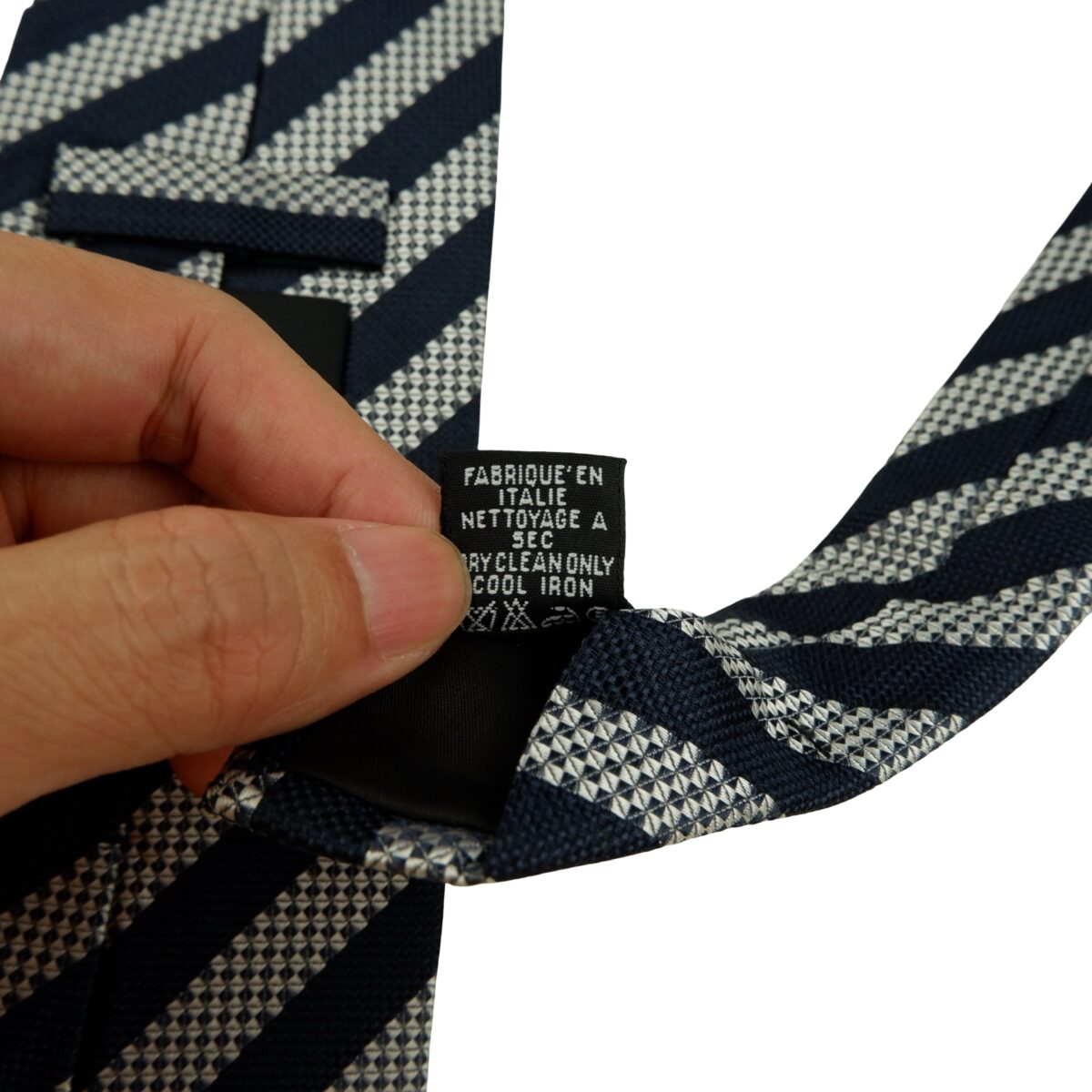 a16200 11 Hugo Boss Tie Silk Black Silver Stripe Italy (US Import Tax Included) มุมที่ 11