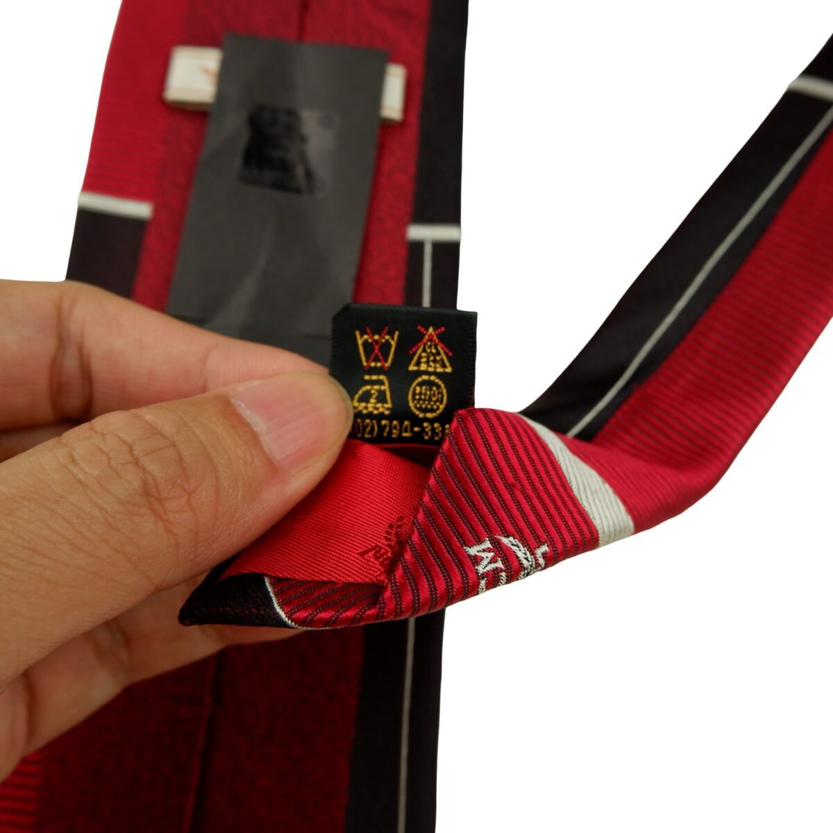 a16222 11 MCM Tie Silk Maroon Geometric Korea (US Import Tax Included) มุมที่ 11