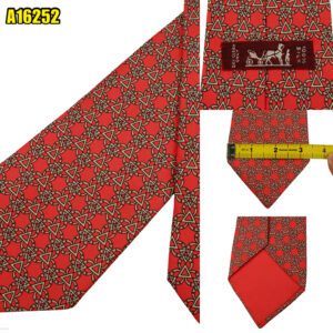 Hermes Tie Silk Red Geometric France (US Import Tax Included) มุมที่ 1