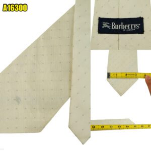 Burberry Tie Silk White Dot Geometric Japan (US Import Tax Included) มุมที่ 1