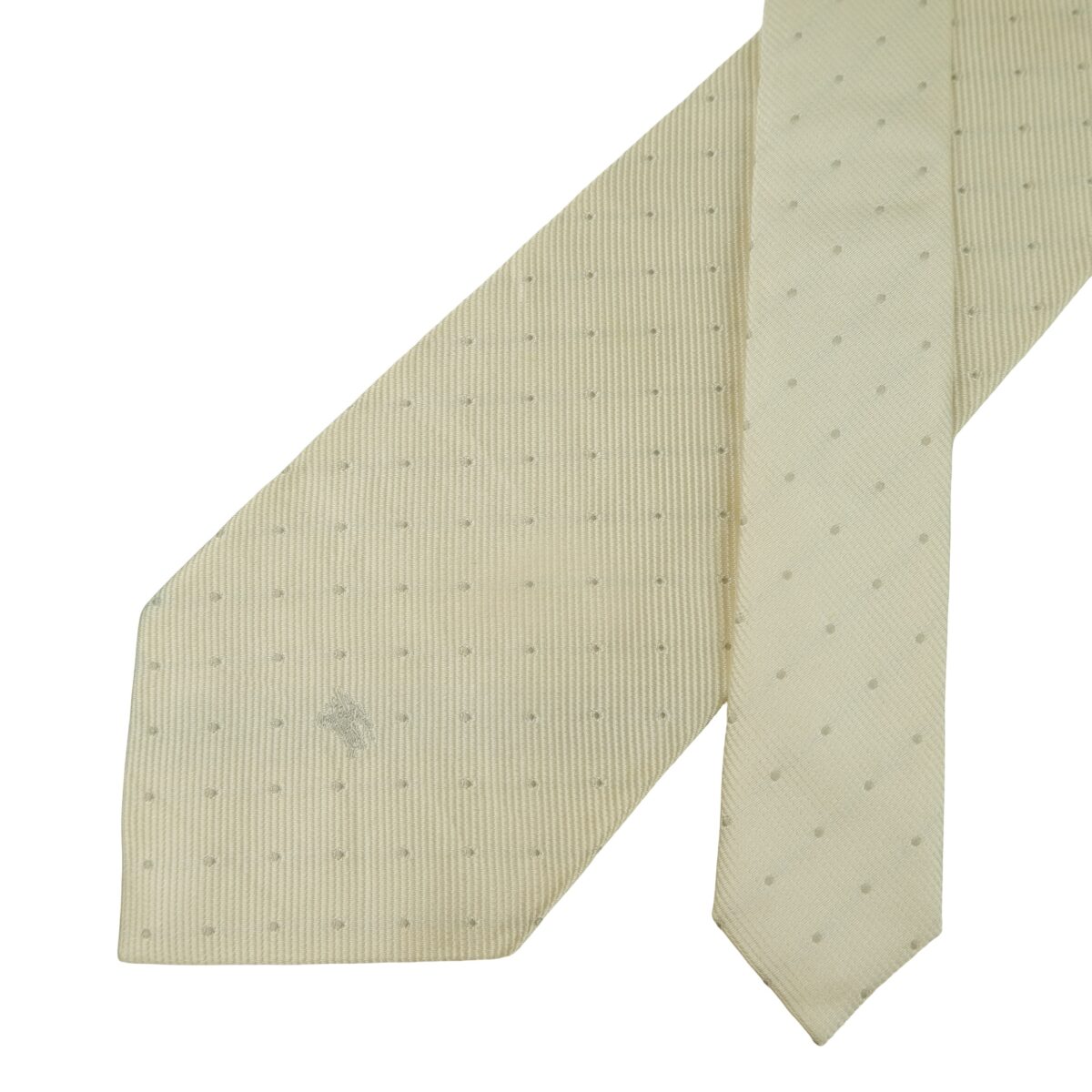 a16300 2 Burberry Tie Silk White Dot Geometric Japan (US Import Tax Included) มุมที่ 2