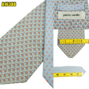 Pierre Cardin Tie Silk Light Blue Animal Pattern China (US Import Tax Included) มุมที่ 1