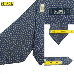 Hermes Tie Silk Navy Geometric France (US Import Tax Included) มุมที่ 1