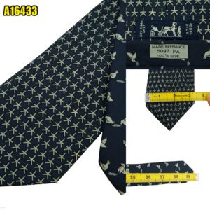 Hermes Tie Silk Navy Geometric France (US Import Tax Included) มุมที่ 1