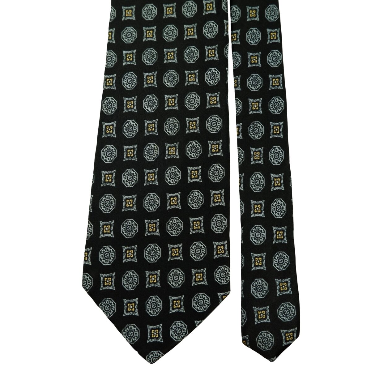 a16456 3 Givenchy Tie Silk Black Geometric Italy (US Import Tax Included) มุมที่ 3