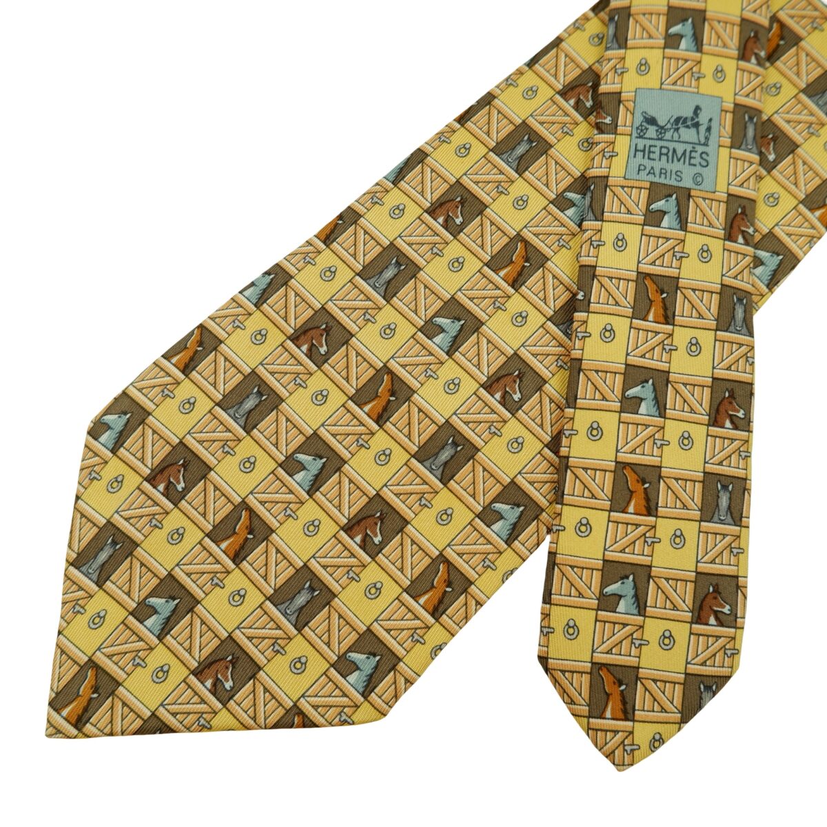 a16462 2 Hermes Tie Silk Yellow Animal Pattern France (US Import Tax Included) มุมที่ 2