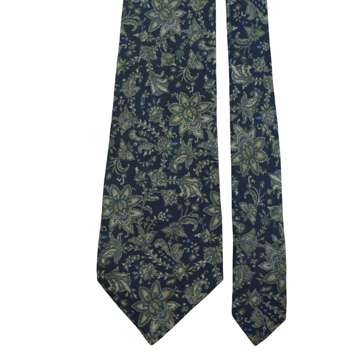 Burberry Tie Silk Dark Blue Floral Vine Japan (US Import Tax Included) | mesabb clothing Burberry Tie Silk Dark Blue Floral Vine Japan (US Import Tax Included) มุมที่ 3