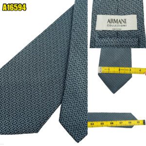Armani Collezioni Tie Silk Blue Italy (US Import Tax Included) มุมที่ 1