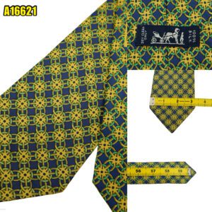 Hermes Tie Silk Navy Geometric France (US Import Tax Included) มุมที่ 1